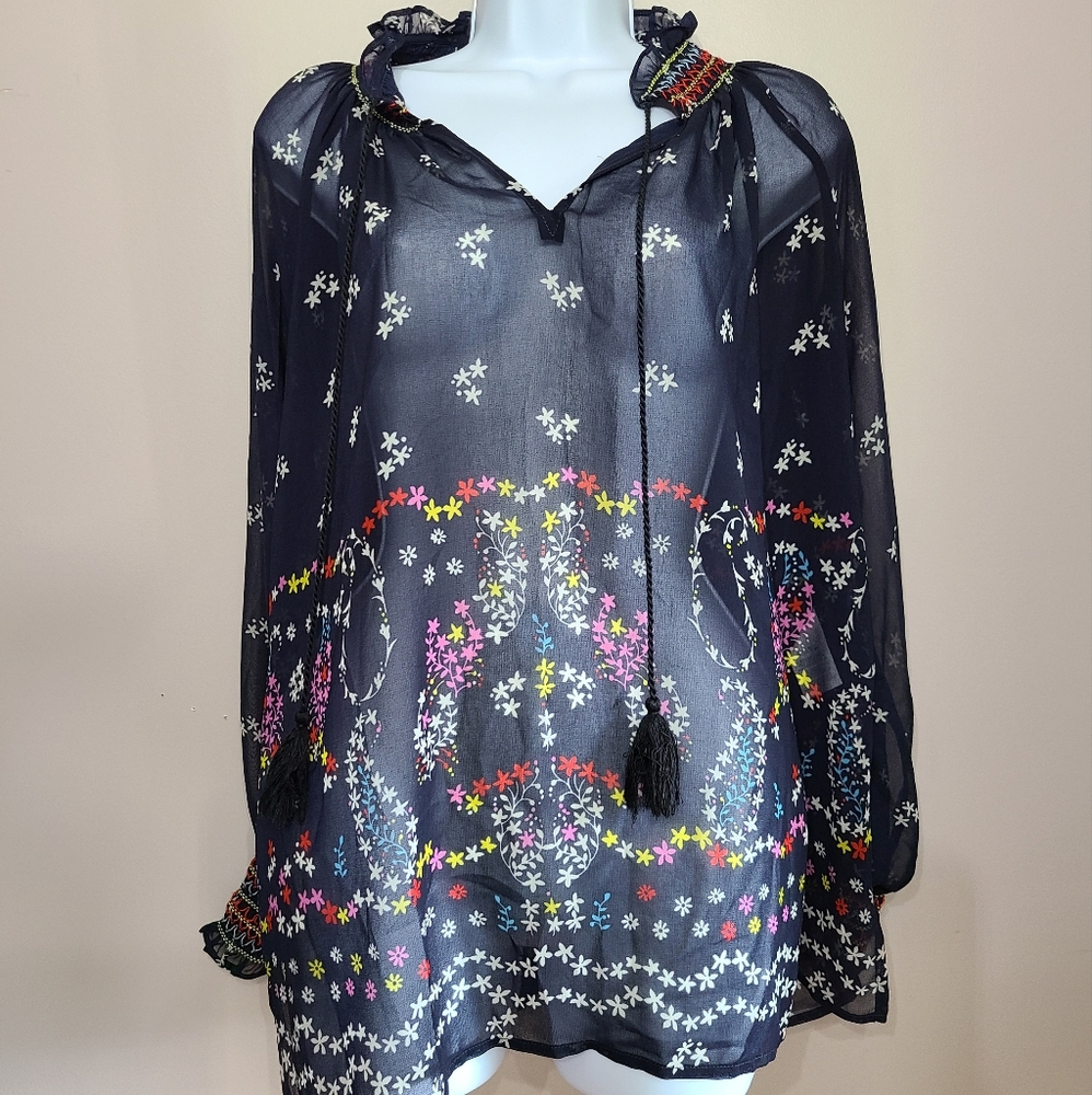 Cabi Sheer Womens Flowy Blouse Size Small, Preowned Great Condition